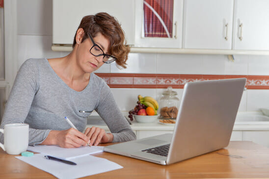 Advice for Bloggers: How to Pitch and Land Brand Partnerships
