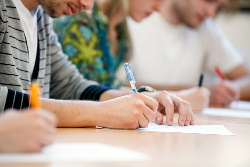 Can You Start a Sentence with Because? 2 Ways that Work