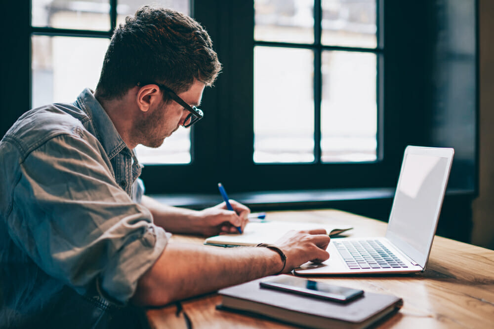 How to Become a Ghostwriter, So You Can Land Ghostwriting Jobs