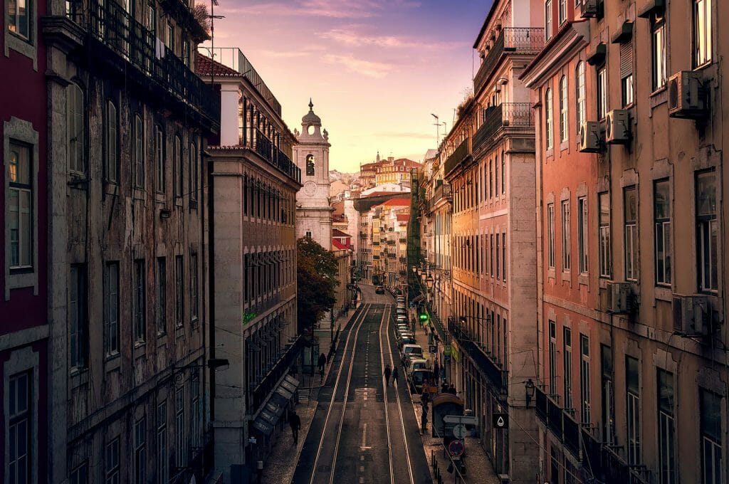 6 Cheap(er) Cities Where It’s Great to be a Freelance Writer