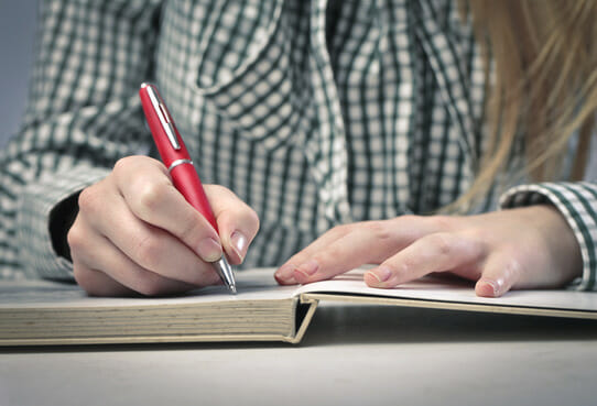 How to Write a Memoir: 7 Ways to Tell a Powerful Story